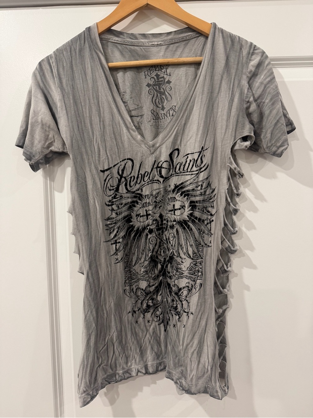 Affliction Gray V-Neck Graphic Tee with Side Lace Cutouts
